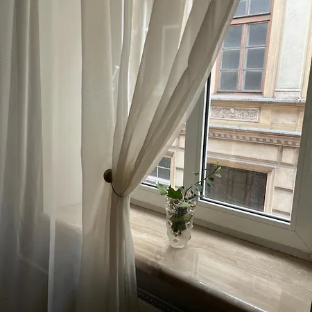 Provence Style In Old Town Apartment Klaipeda